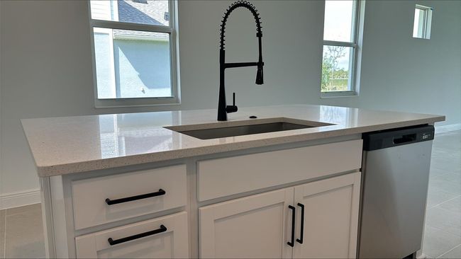 15870 Mulrion Blvd, House other with 3 bedrooms, 2 bathrooms and null parking in Punta Gorda FL | Image 5