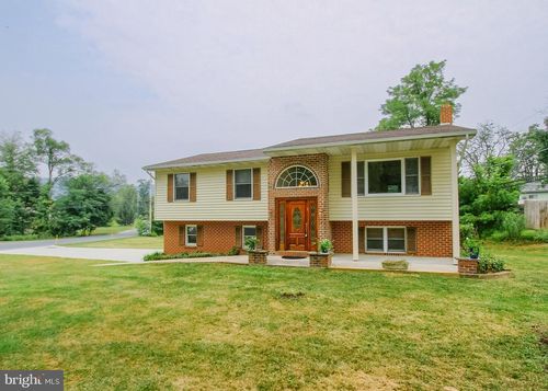 3810 Manor Dr, HARRISBURG, PA, 17110-3634 | Card Image