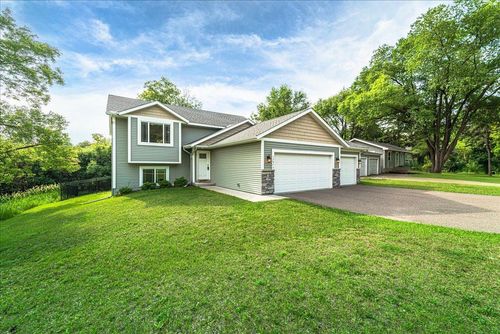 12975 Crooked Lake Blvd Nw, Coon Rapids, MN, 55448-1132 | Card Image