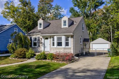 1206 Butternut Avenue, Home with 3 bedrooms, 2 bathrooms and null parking in Royal Oak MI | Image 1