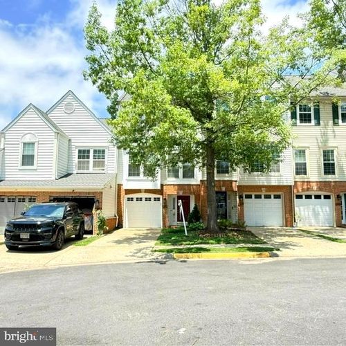 3965 Cressida Pl, WOODBRIDGE, VA, 22192-7646 | Card Image