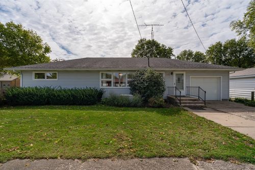 214 Lydia St, Graymont, IL, 61743-2086 | Card Image