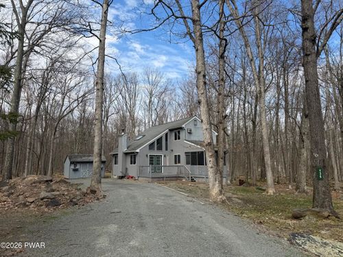 136 Evergreen Ct, Hawley, PA, 18428-4023 | Card Image