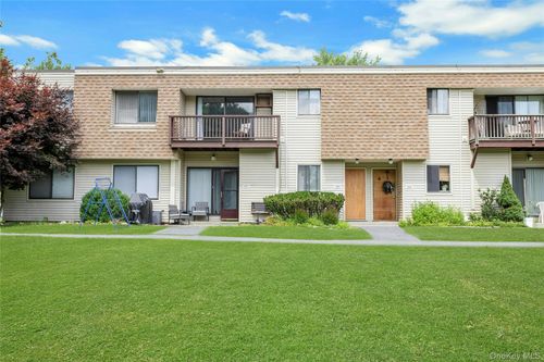 202 Vista On The Lk, Carmel, NY, 10512-4602 | Card Image