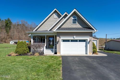 2144 Highway 421 N, Mountain City, TN, 37683 | Card Image