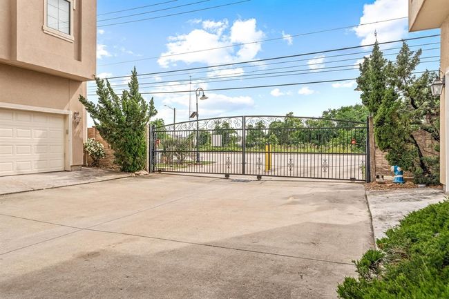 3606 Hempstead Villa Dr, House other with 3 bedrooms, 3 bathrooms and 2 parking in Houston TX | Image 33