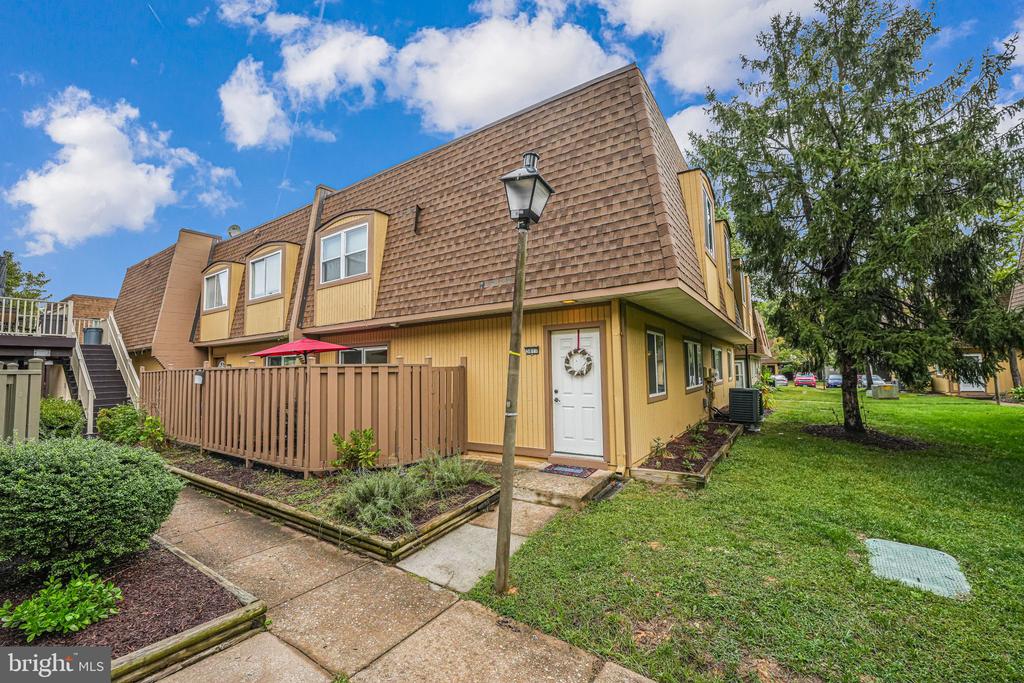 Miramonte Pl, Alexandria, VA 22309