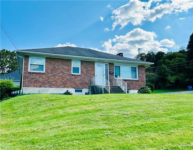 Broadway , Bangor, PA 18013