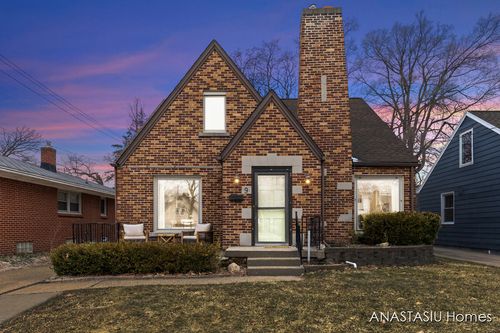 9 Wallinwood Ave, Grand Rapids, MI, 49503-3719 | Card Image