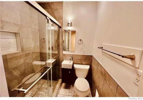 53 Main St, Tarrytown, NY, 10591-7648 | Card Image