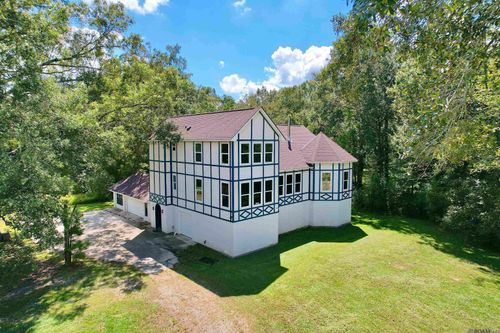 11072 Blackwater Rd, Baker, LA, 70714-6717 | Card Image