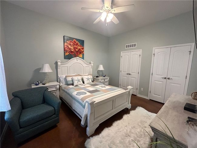 UNIT-211 - 2212 State Highway 361, Townhouse with 4 bedrooms, 4 bathrooms and null parking in Port Aransas TX | Image 12