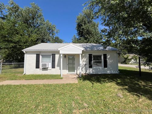 401 Orphan St, Pryor, OK, 74361-2807 | Card Image