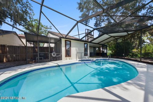 7962 Linkside Dr, Jacksonville, FL, 32256-1831 | Card Image