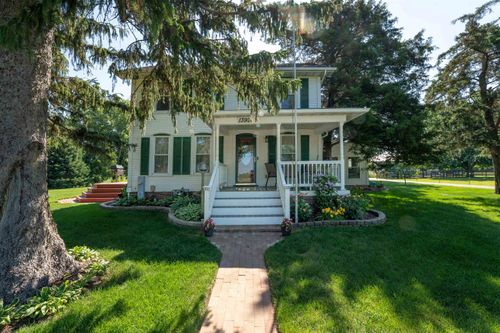 1392 Red Brick Rd, Dixon, IL, 61021-8322 | Card Image