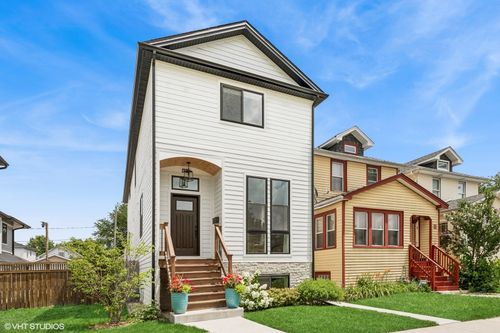 1233 Gunderson Ave, Berwyn, IL, 60402-1150 | Card Image