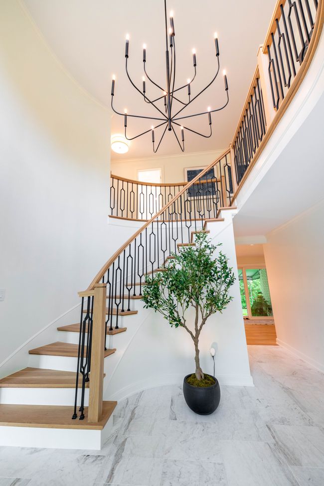 655 Canterbury Rd, House other with 4 bedrooms, 3 bathrooms and null parking in Grosse Pointe Woods MI | Image 7