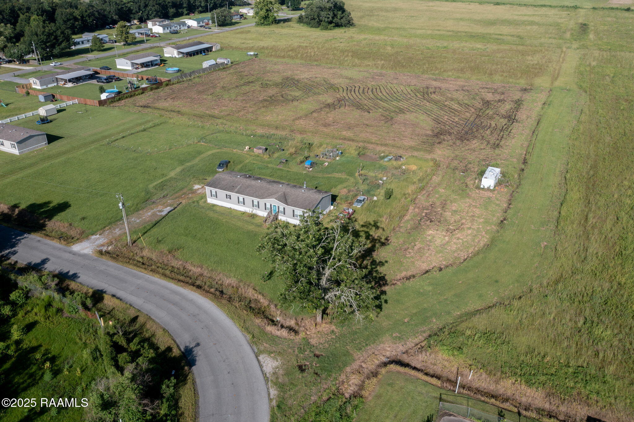Land in Duson 2