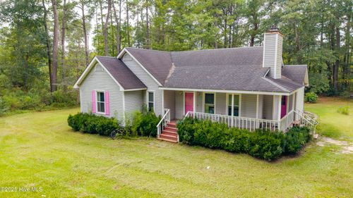 973 Thaxton Ln Se, Bolivia, NC, 28422-8577 | Card Image