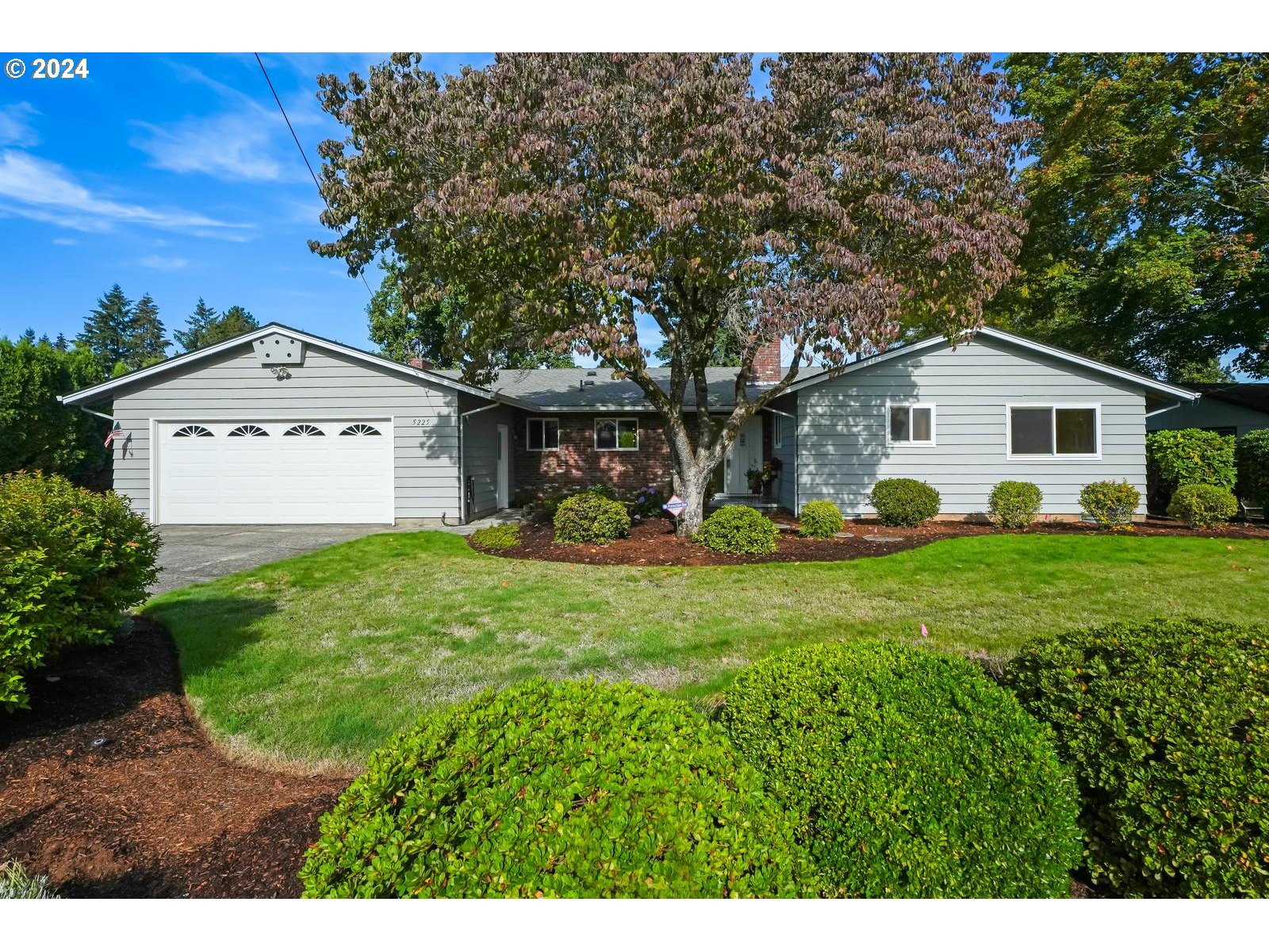 El Centro Way, Portland, OR 97267