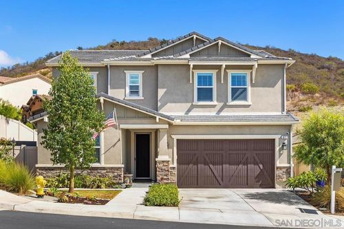 877 Woodhaven Rd, San Marcos, CA, 92069-7404 | Card Image