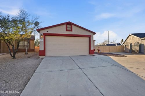 2521 E Knightsbridge Drive, Tucson, AZ, 85706 | Card Image