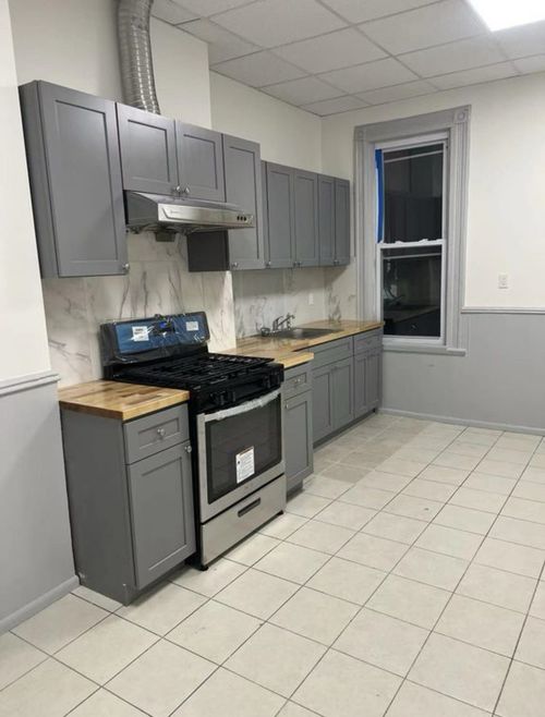 apt-1-1101 Summit Ave, Union City, NJ, 07087-6237 | Card Image