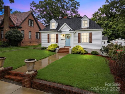 318 N 5th St, Albemarle, NC, 28001-4004 | Card Image