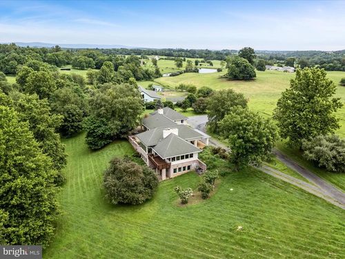 3959 Cobbler Mountain Rd, DELAPLANE, VA, 20144-2109 | Card Image