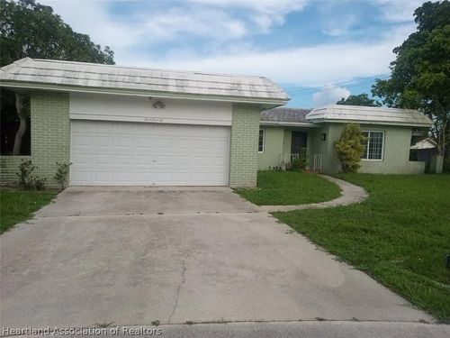 470 Nw 45th Ter, Plantation, FL, 33317-2748 | Card Image