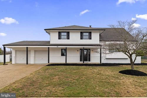 14 Montclair Dr, DELRAN, NJ, 08075-1312 | Card Image