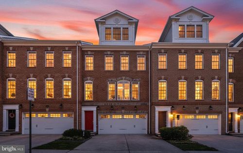 7897 Carbondale Way, SPRINGFIELD, VA, 22153-2970 | Card Image