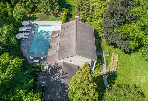 230 Butternut Ln, Stamford, CT, 06903-3830 | Card Image