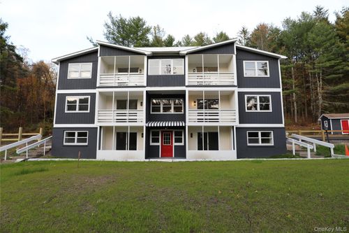 apt-3-3191 State Route 23, Hillsdale, NY, 12529-5842 | Card Image