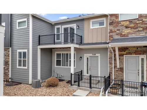 709 Robert St, Longmont, CO, 80503-9442 | Card Image