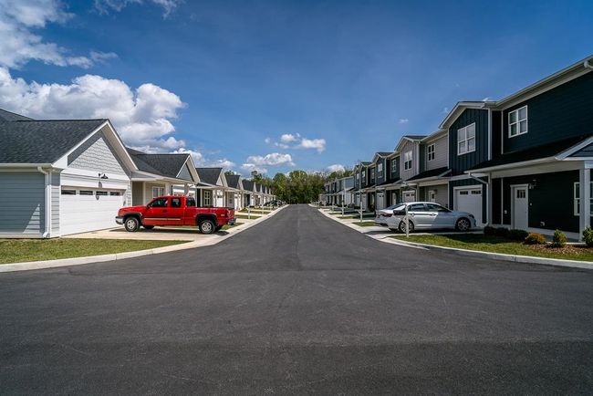 1524 Crownpoint Dr, Townhouse with 3 bedrooms, 2 bathrooms and null parking in Rockingham VA | Image 27