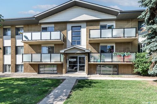 6-111 St Lawrence Cres, Saskatoon, SK, S7K1G7 | Card Image
