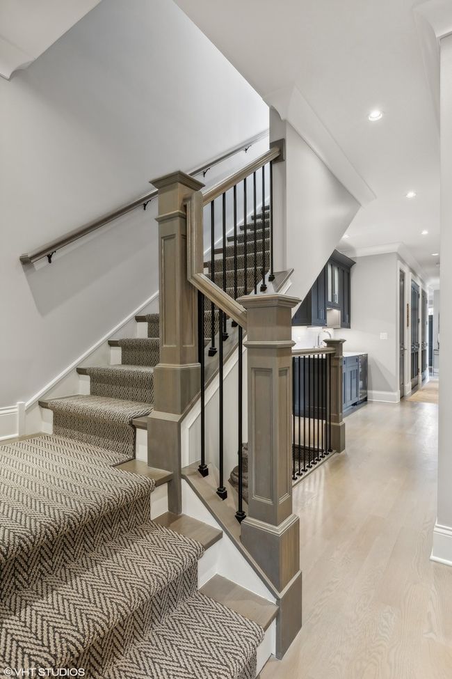 2 - 2633 N Mildred Ave, Condo with 4 bedrooms, 3 bathrooms and 1 parking in CHICAGO IL | Image 31
