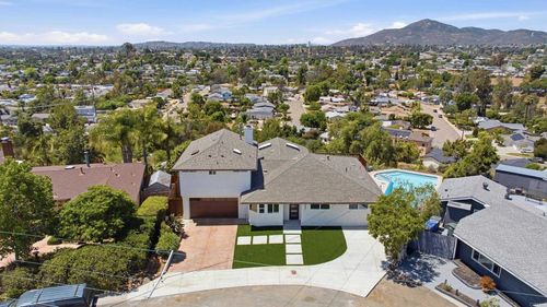 2081 Wedgemere Road, El Cajon, CA, 92020 | Card Image