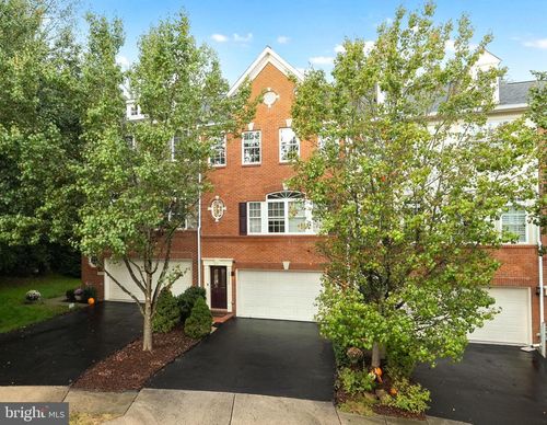 20368 Center Brook Sq, STERLING, VA, 20165-5183 | Card Image