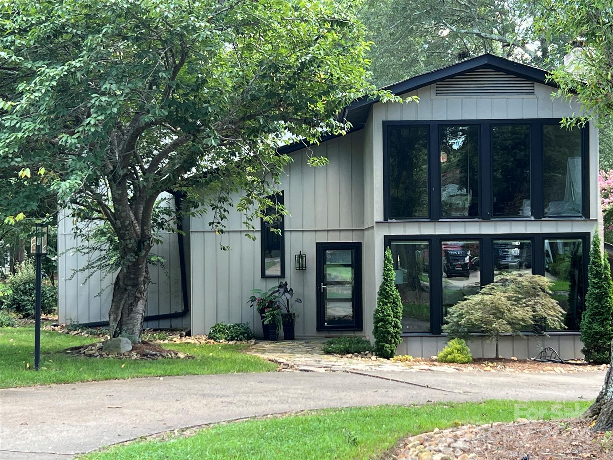 Duke St, Shelby, NC 28150