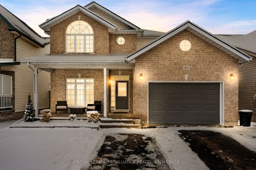 975 Bluffwood Ave, Kingston, ON, K7K7K5 | Card Image