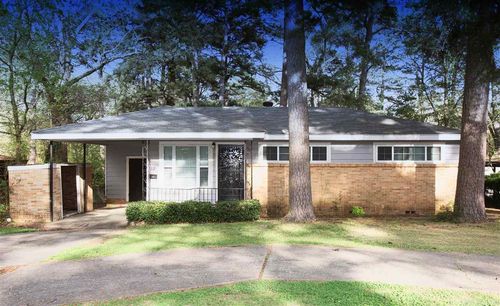 32 Barbara Dr, Little Rock, AR, 72204-3508 | Card Image