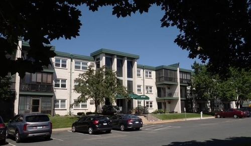 c206-2720 Dale St N, Roseville, MN, 55113-2300 | Card Image