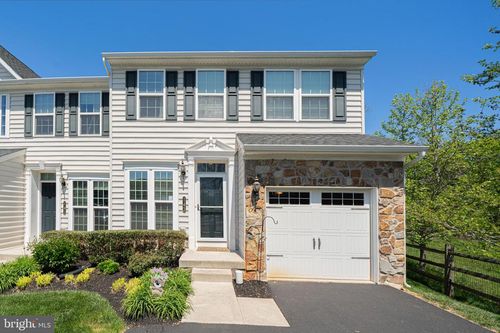 143 Briarwood Ln, COLMAR, PA, 18915-3103 | Card Image