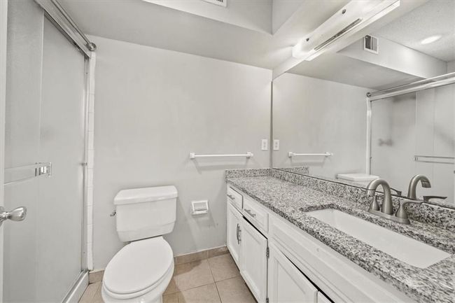 12704 W 110 Th Ter, Condo with 2 bedrooms, 2 bathrooms and null parking in Overland Park KS | Image 12