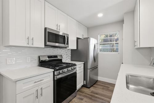 b-5106 Nuckols Crossing Rd, Austin, TX, 78744-3718 | Card Image