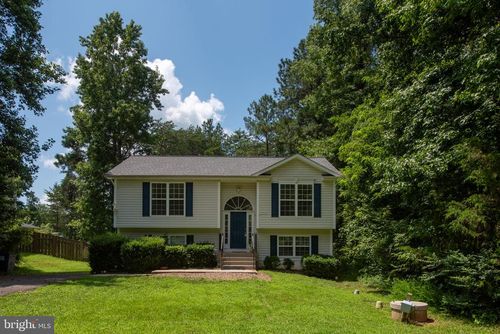 747 Glen Cove Dr, Ruther Glen, VA, 22546-1504 | Card Image