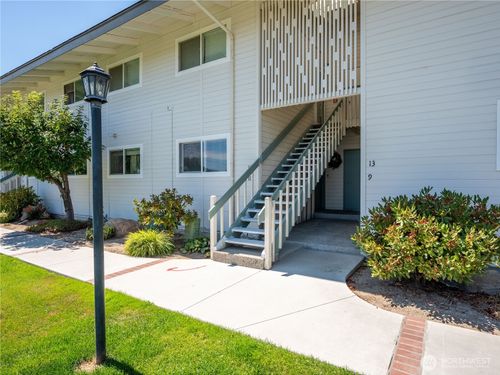 apt-14-10 S Cove Ave, Wenatchee, WA, 98801-2592 | Card Image