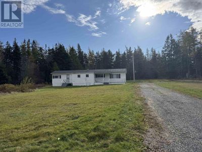 1023 Front Lake Rd, House other with 3 bedrooms, 1 bathrooms and null parking in Caribou Marsh NS | Image 2